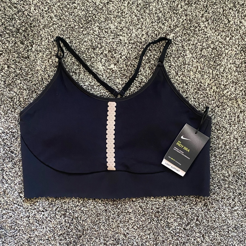 black nike indy sports bra